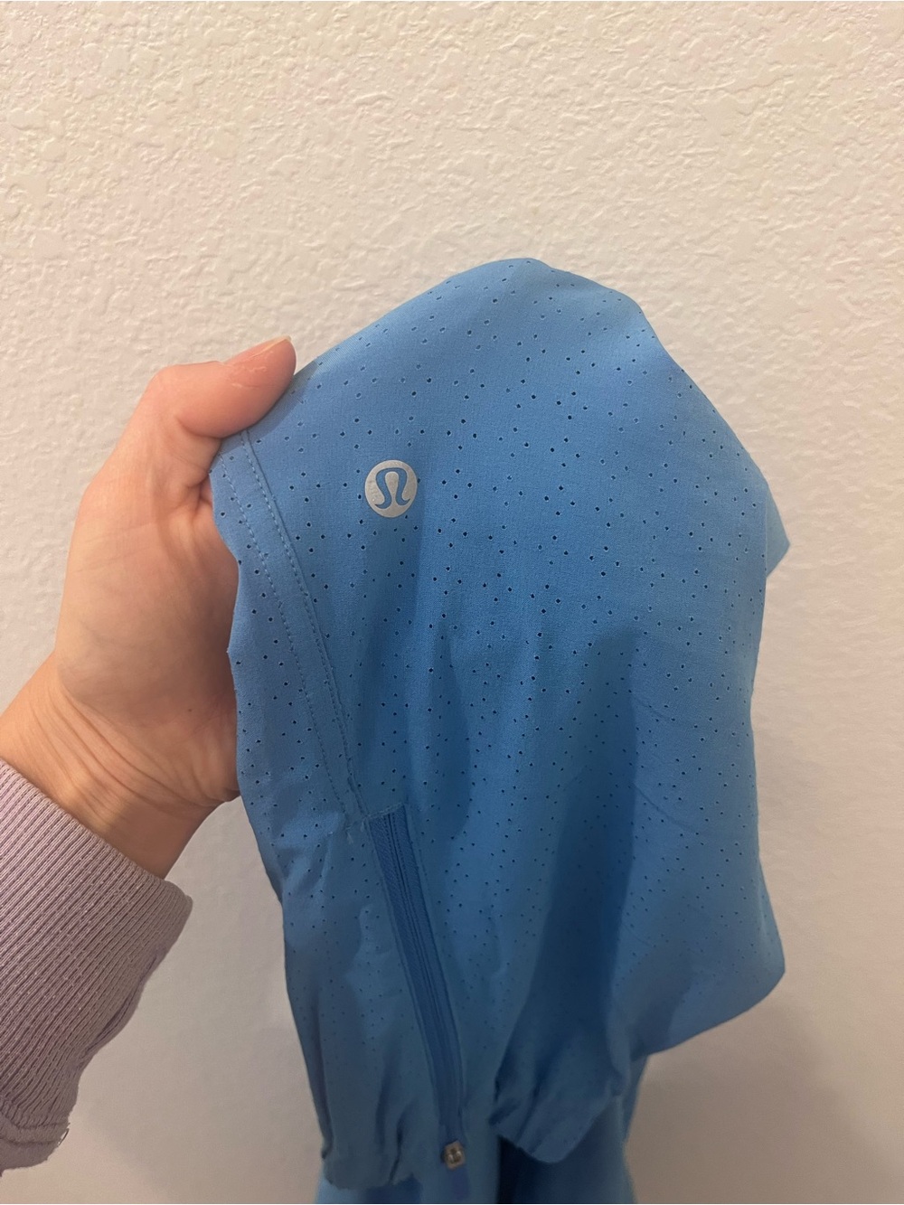 lululemon athletica women’s  Light Blue Perforated Swim Hooded Top